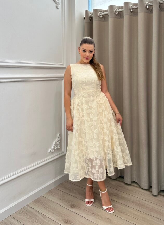 Fustan Elegant me Punim Lulesh