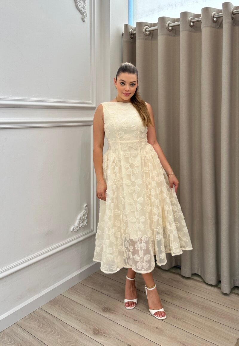 Fustan Elegant me Punim Lulesh