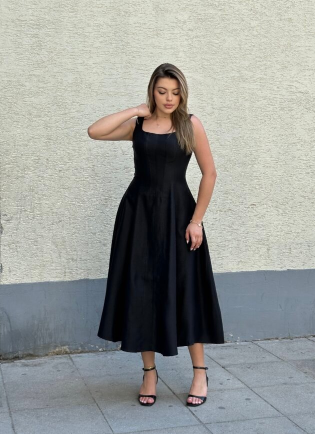 Fustan Elegant me Prerje Klasike