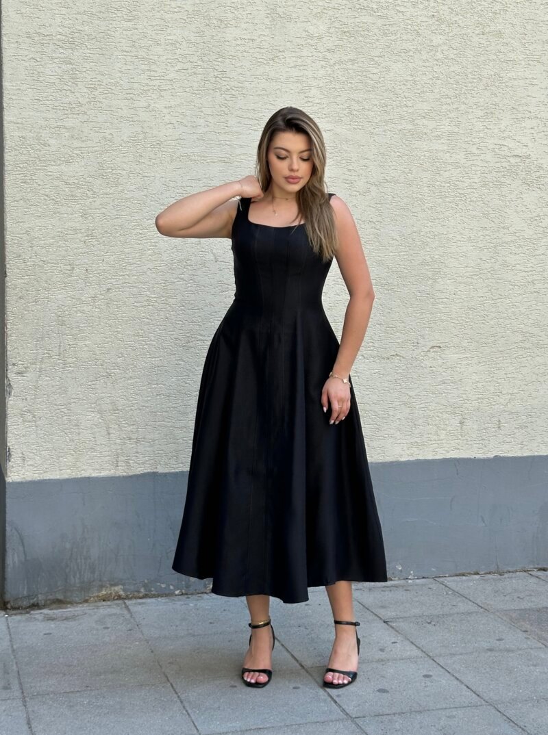 Fustan Elegant me Prerje Klasike