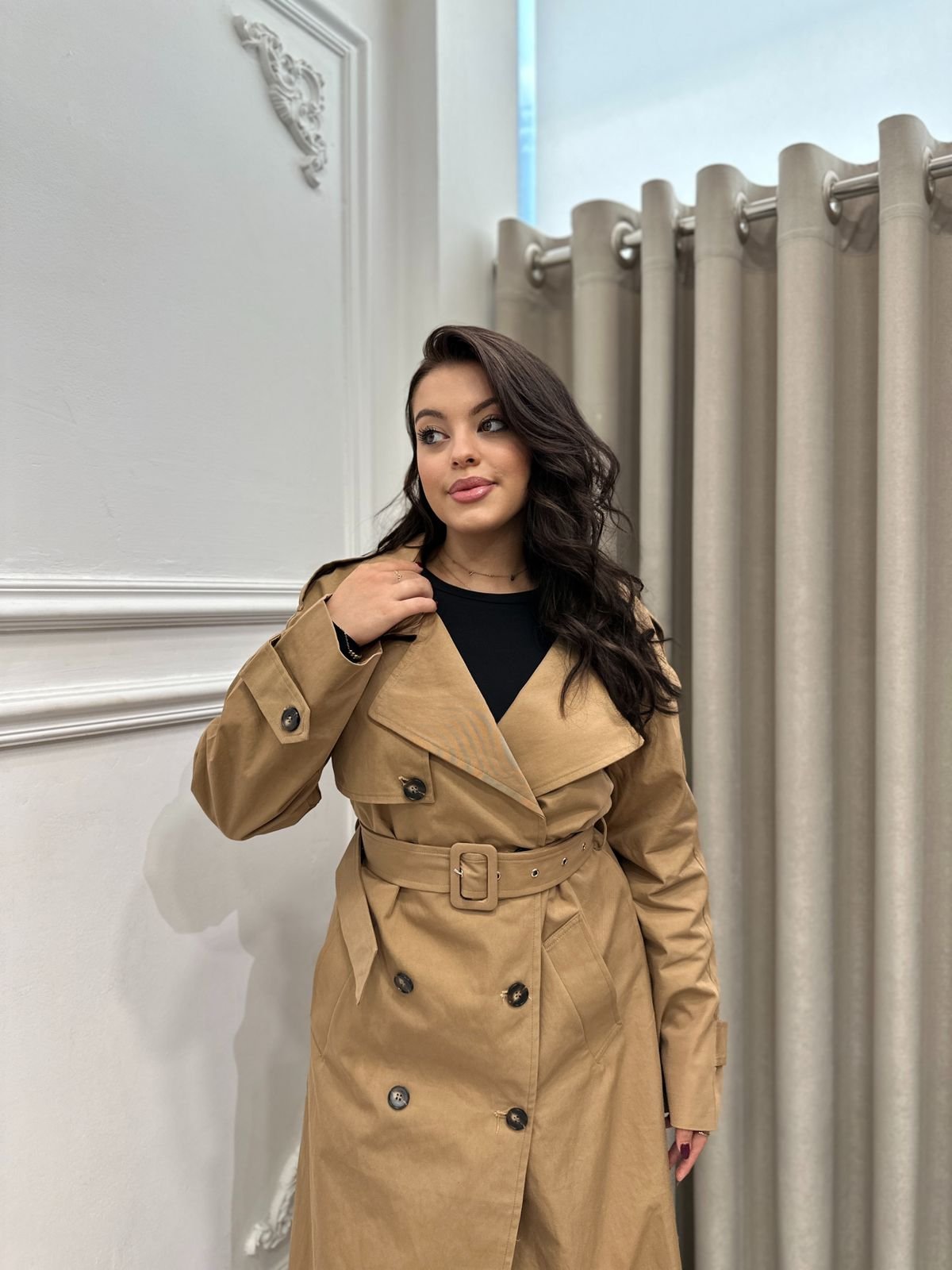 Pardesy e gjate me rrip dhe kopsa klasike - Image 2