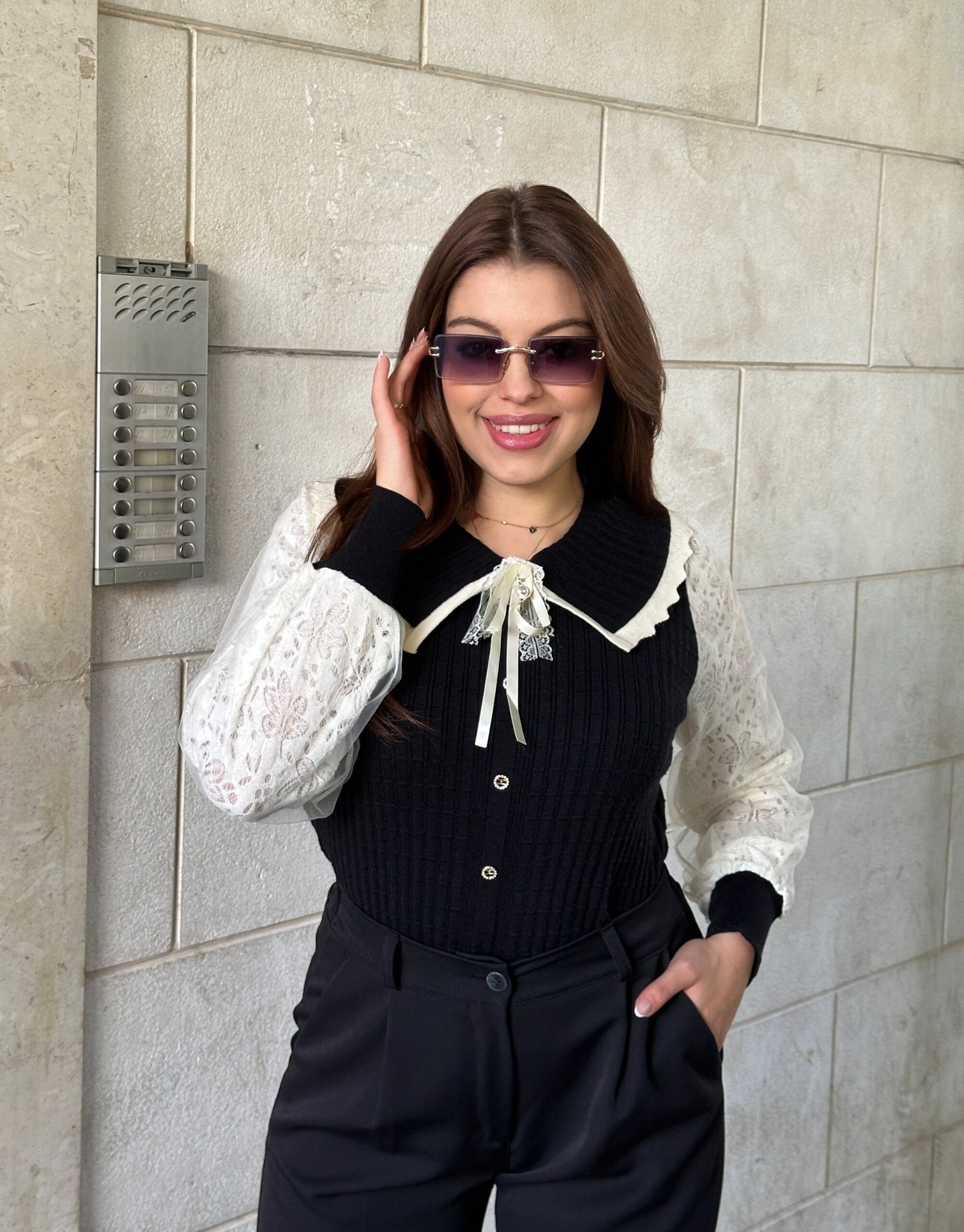 Bluze deve me jake dekorative dhe menge me dantelle