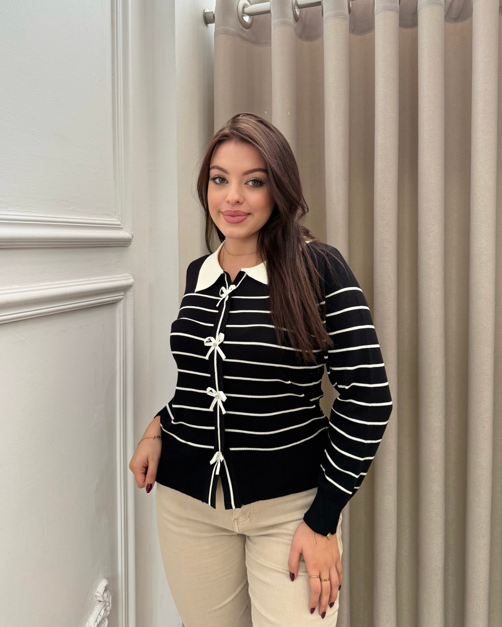 Bluze deve me vija dhe dekor me fjongo - Image 3