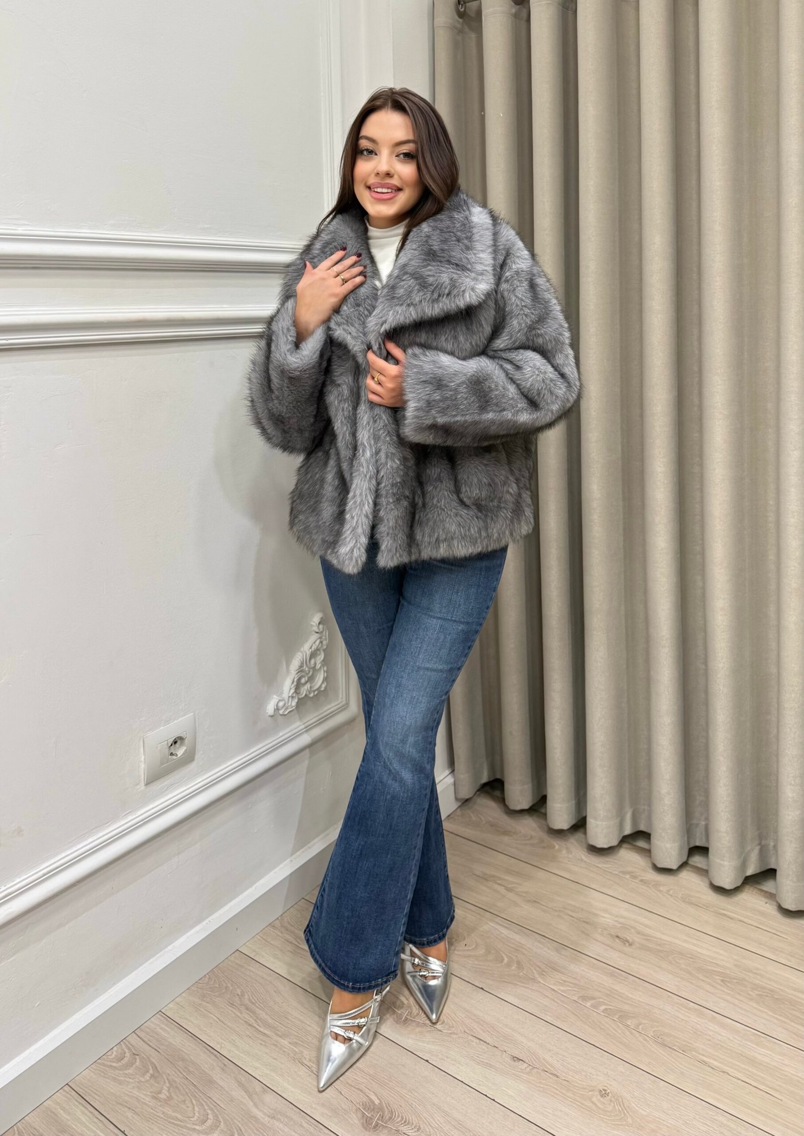 Pellush elegant me jake te gjere stil klasik dhe modern - Image 3