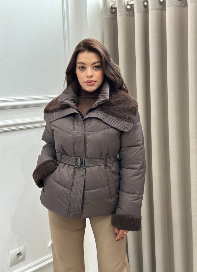 Xhup me rrip dhe jake me pellush