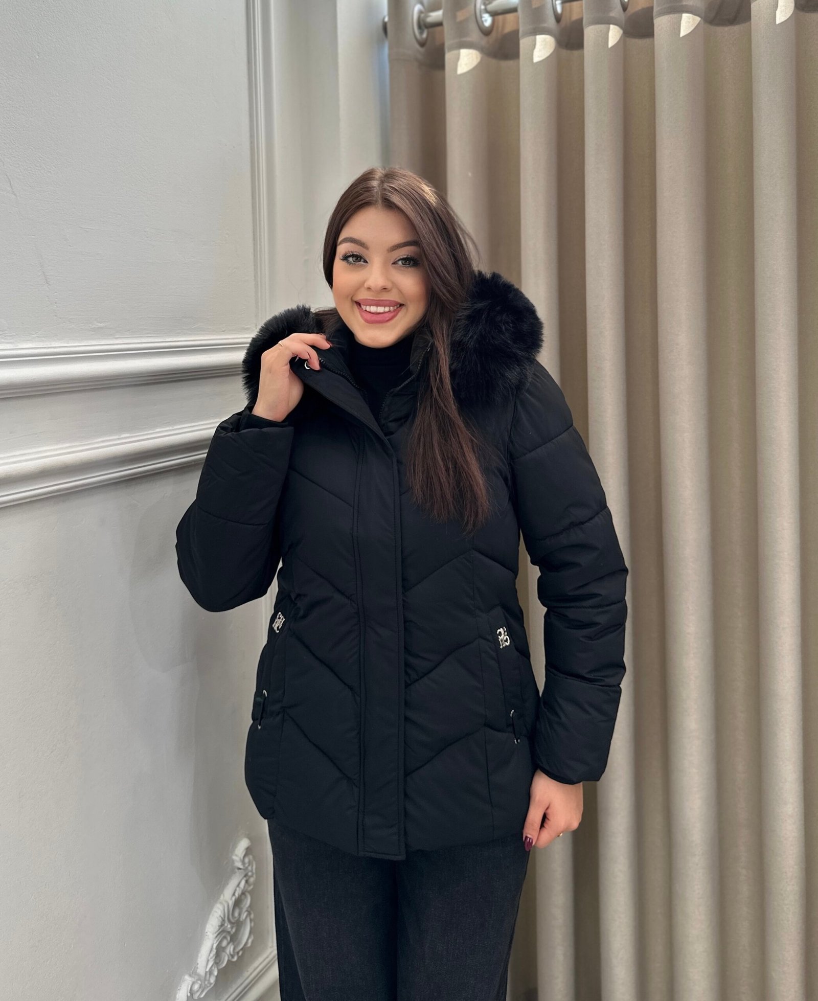 Xhup i shkurter me kapuc dhe pellush - Image 2