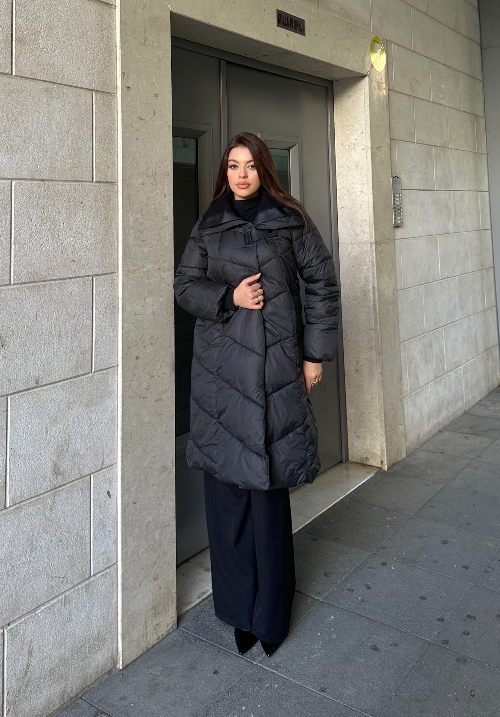 Xhup I Gjate Me Jake - Image 3