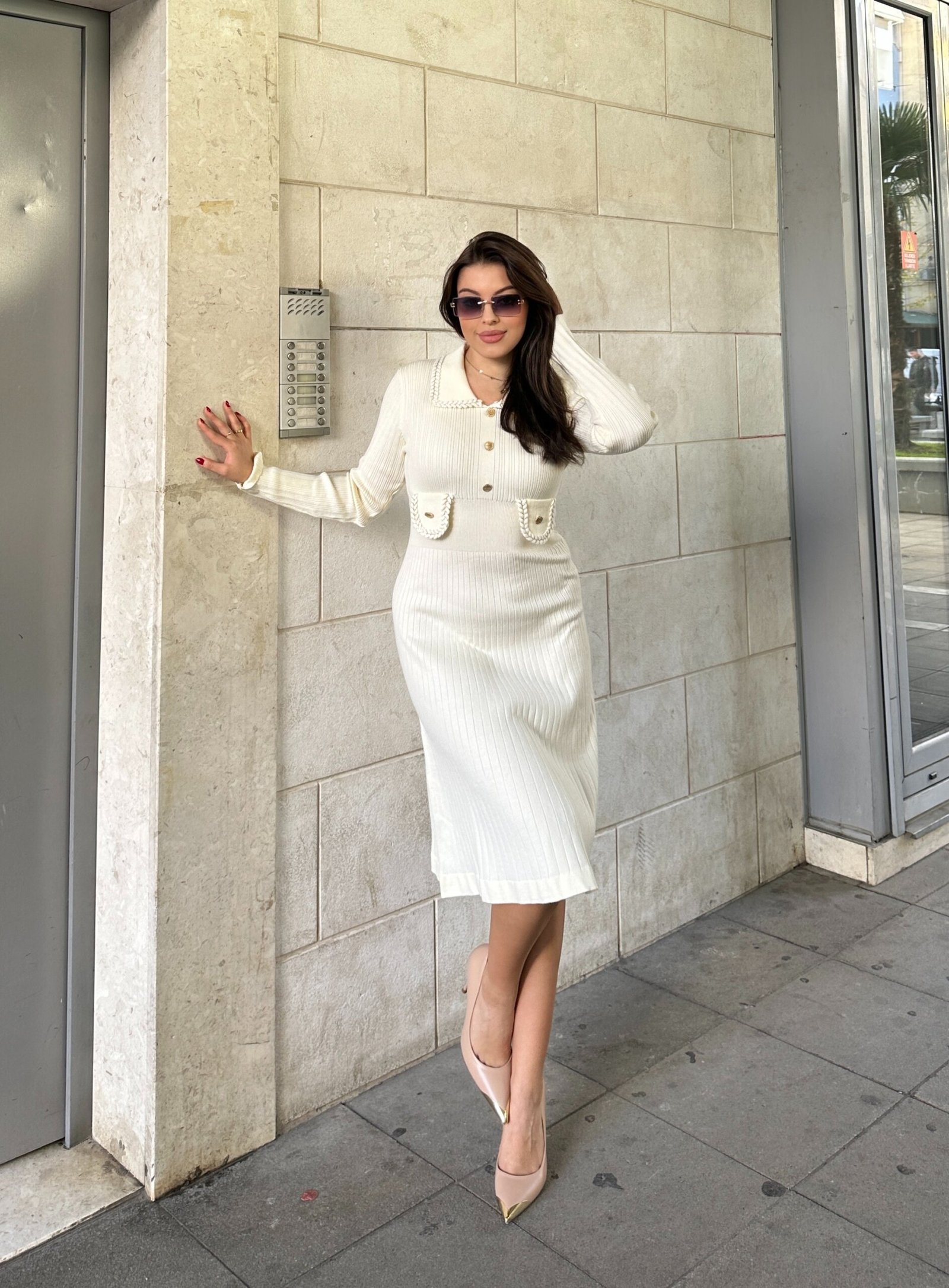 Fustan Deve Me Jake Dhe Detaje Kontrasti - Image 2