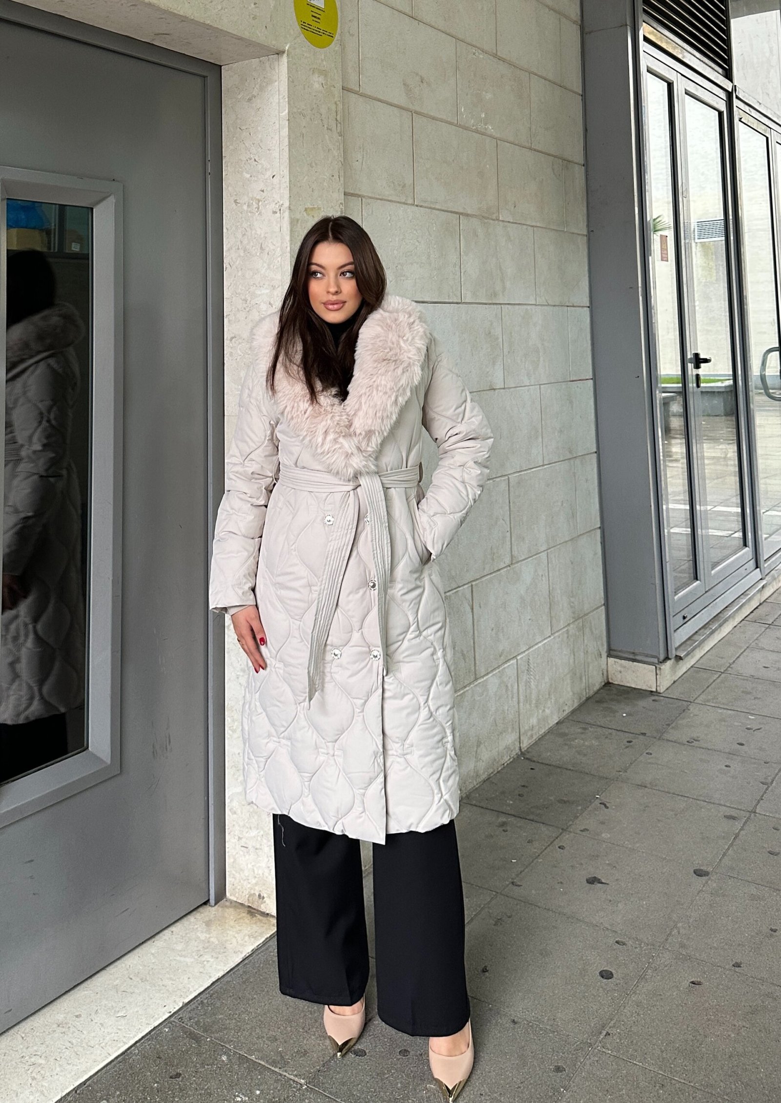 Xhup I Gjate Me Jake Pellushi - Image 4