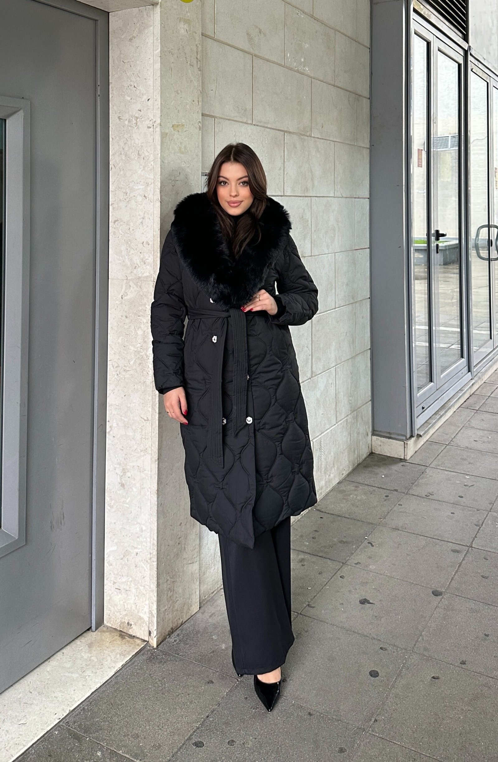 Xhup I Gjate Me Jake Pellushi - Image 3