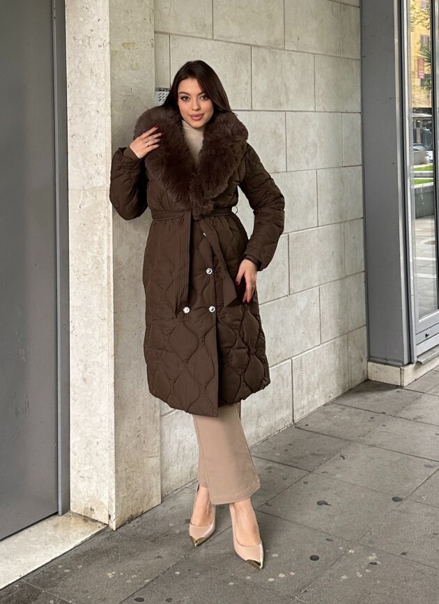 Xhup I Gjate Me Jake Pellushi