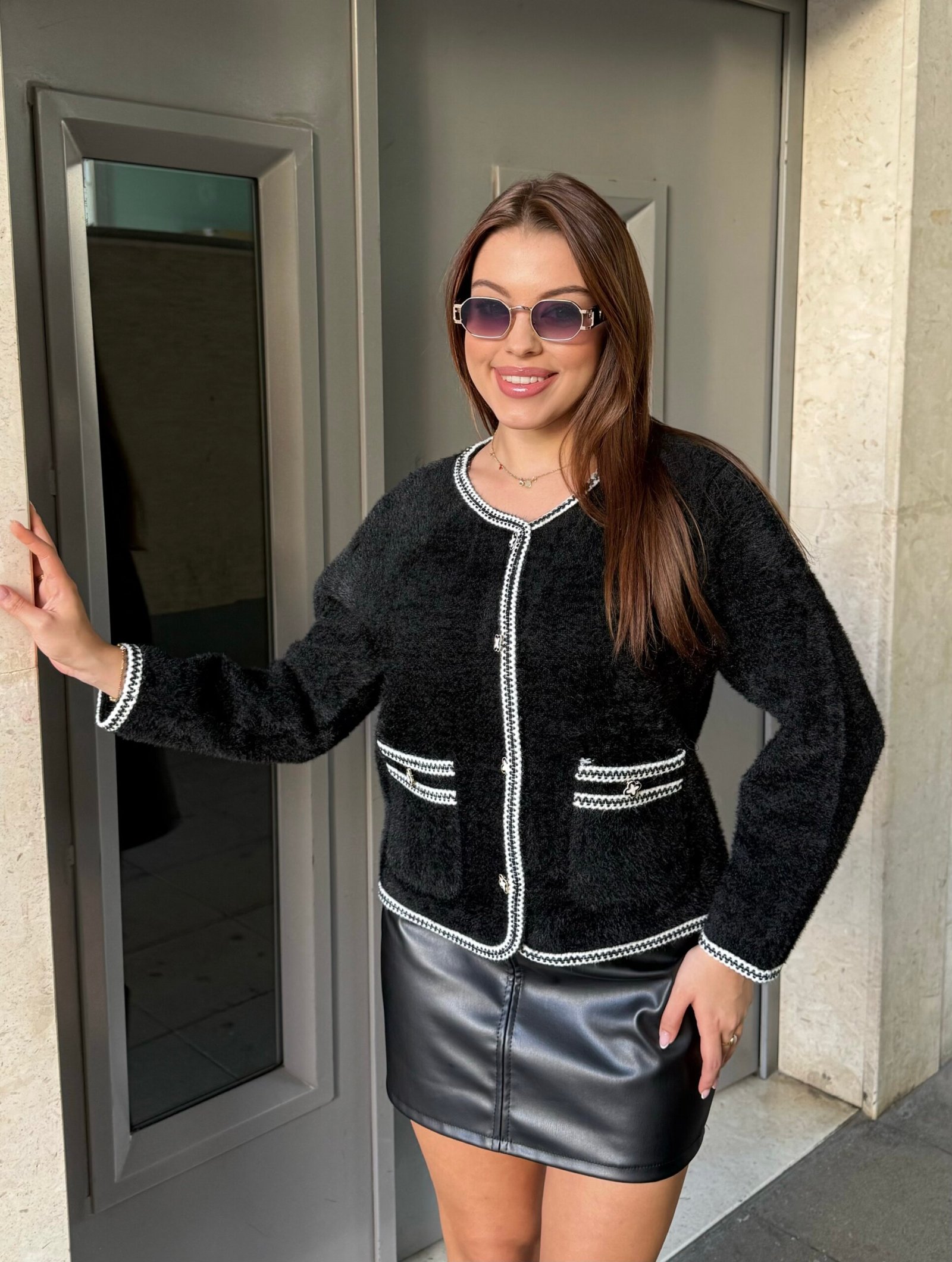 Xhakete Me Kopsa Dhe Detaje Kontrasti - Image 3