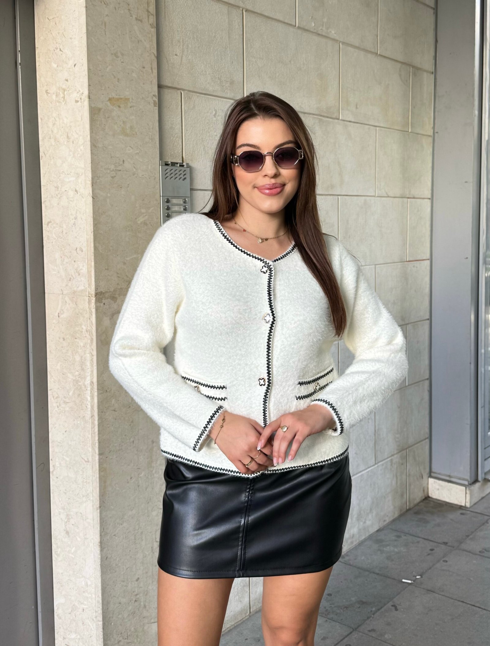 Xhakete Me Kopsa Dhe Detaje Kontrasti - Image 2