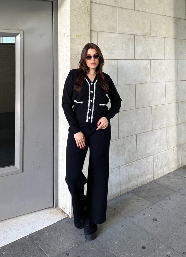 Set Deve Me Pantallona Te Gjera & Triko