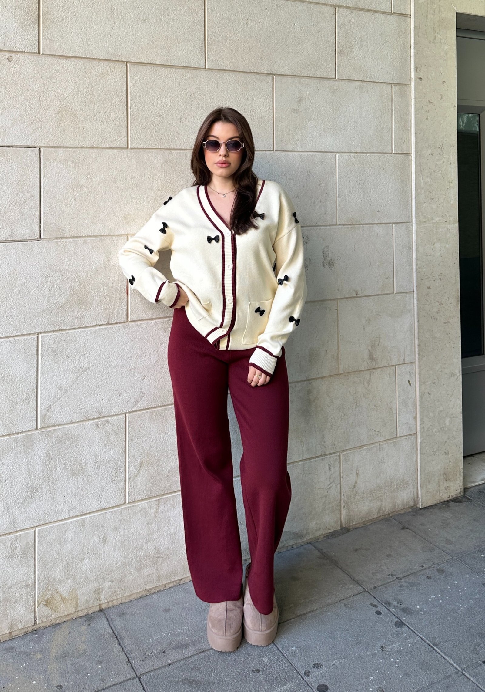 Set Deve Me Pantallona Te Gjera & Triko - Image 2