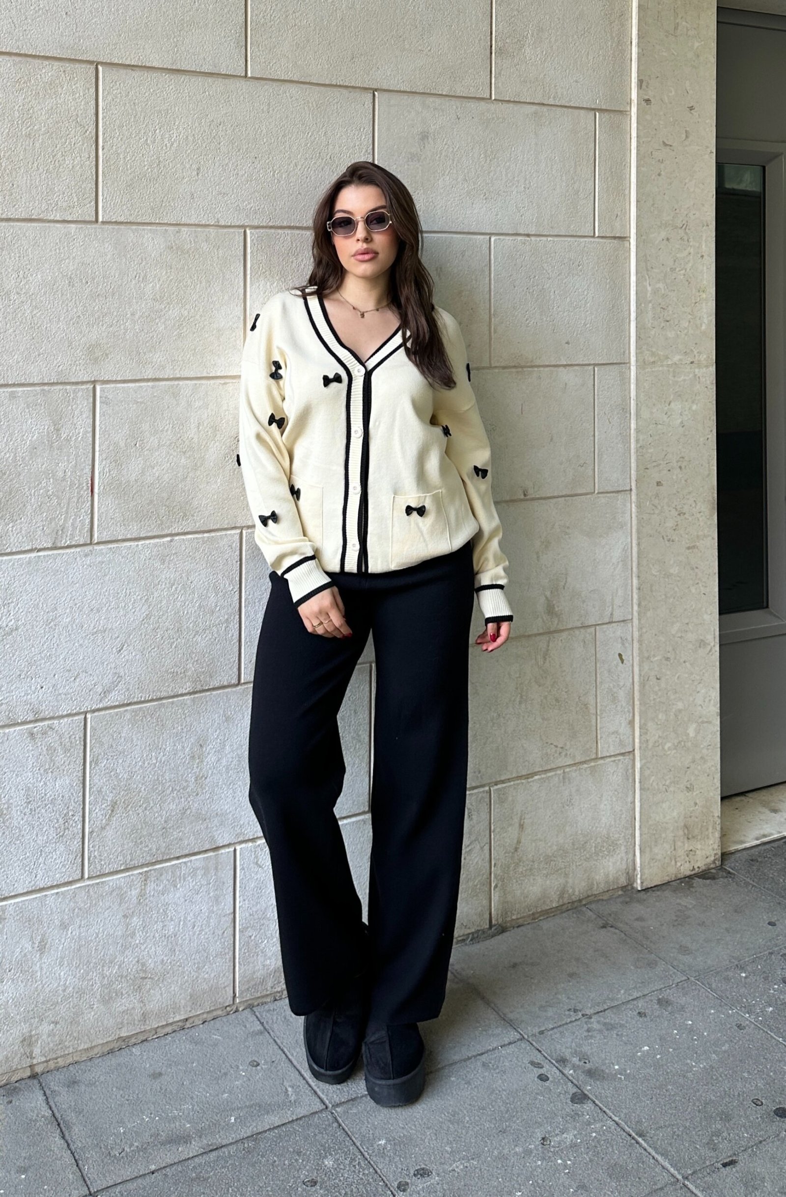 Set Deve Me Pantallona Te Gjera & Triko