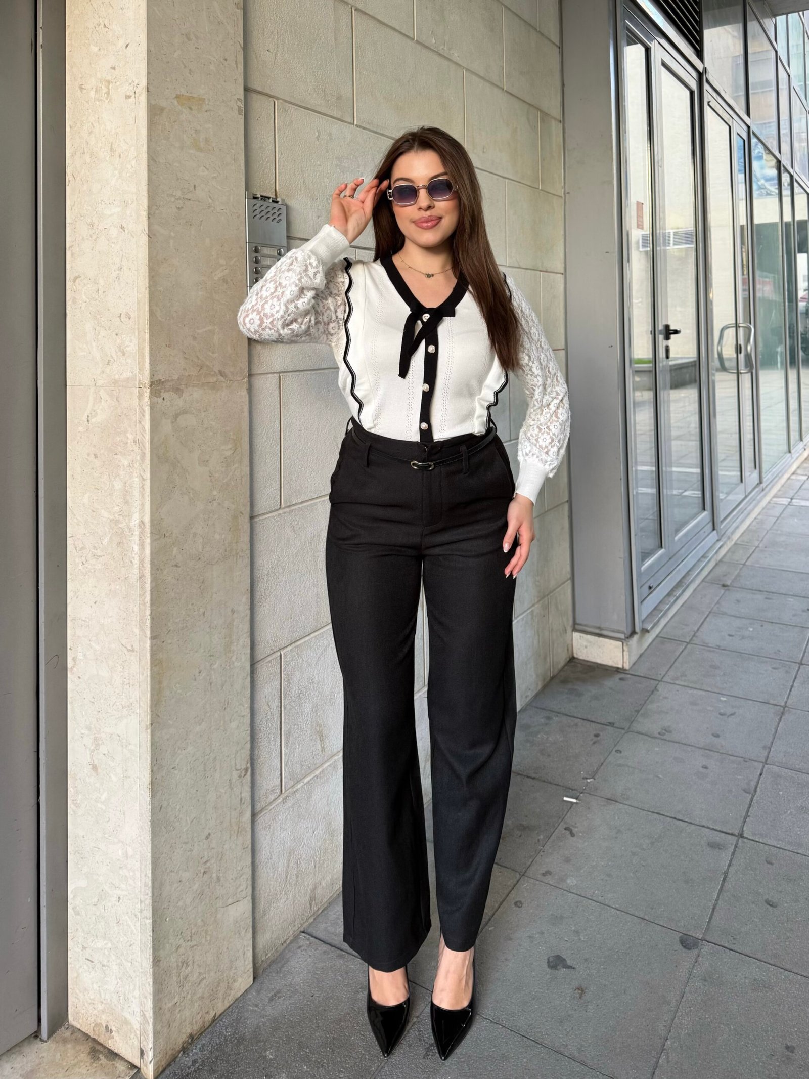 Pulover Me Fjongo Dhe Menge Me Dantelle - Image 4