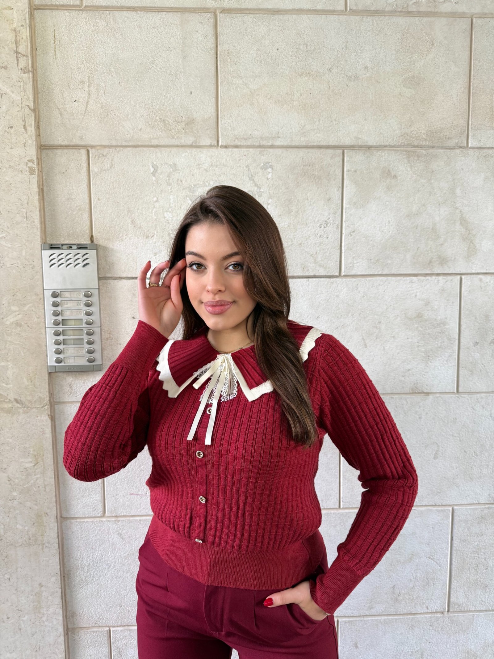 Triko Me Jak Dekorativ Dhe Dantelle