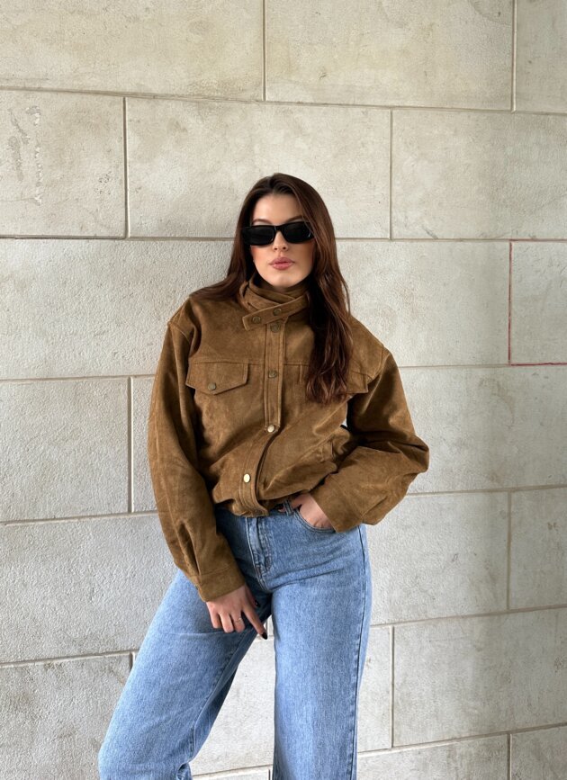 Xhakete Suede Me Xhepa Dhe Mbyllje Me Kopsa