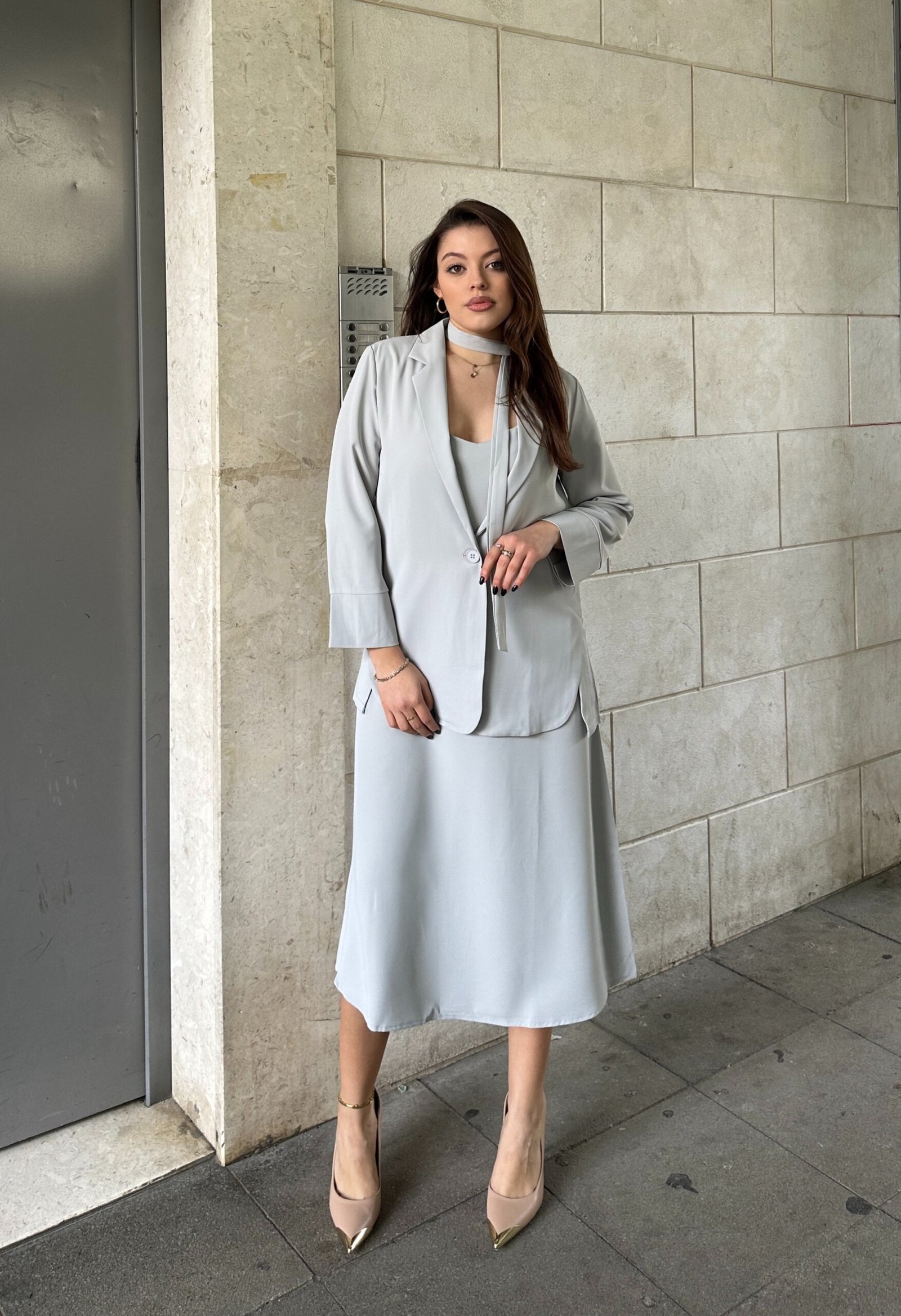 Fustan Midi Me Xhakete Me Prerje Klasike - Image 5