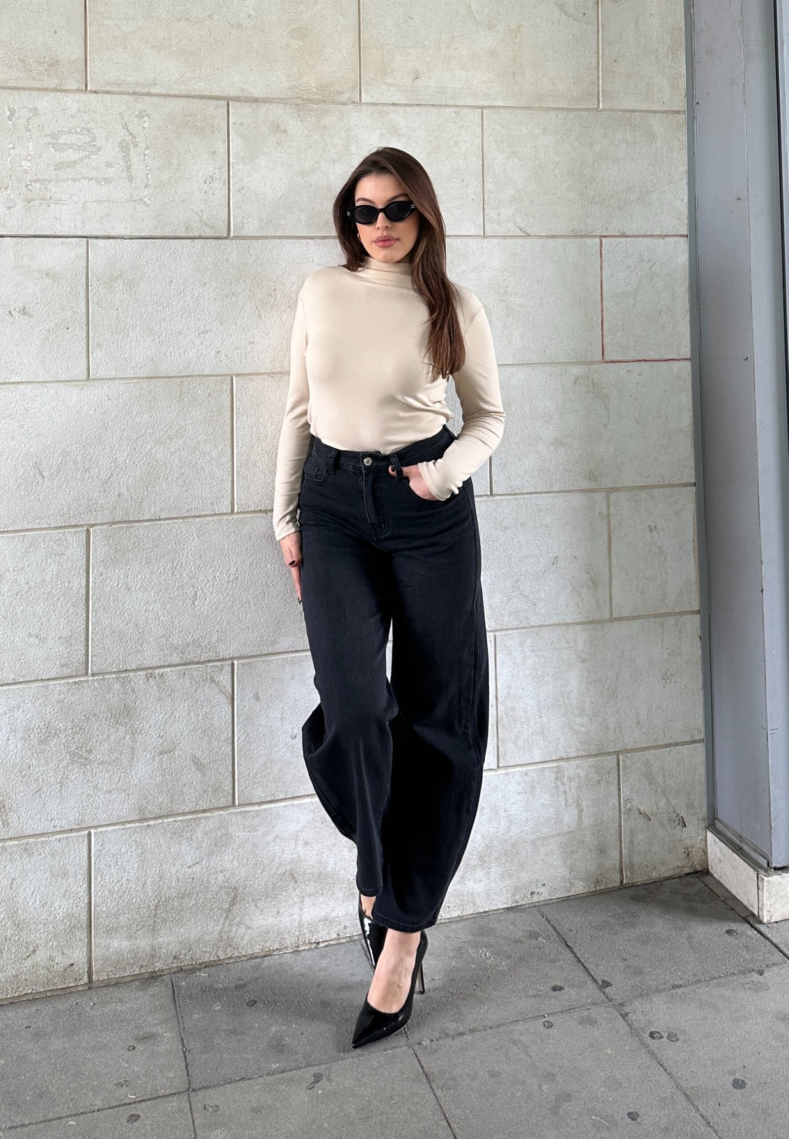 Xhinse Me Bel Te Larte Dhe Prerje Wide Leg