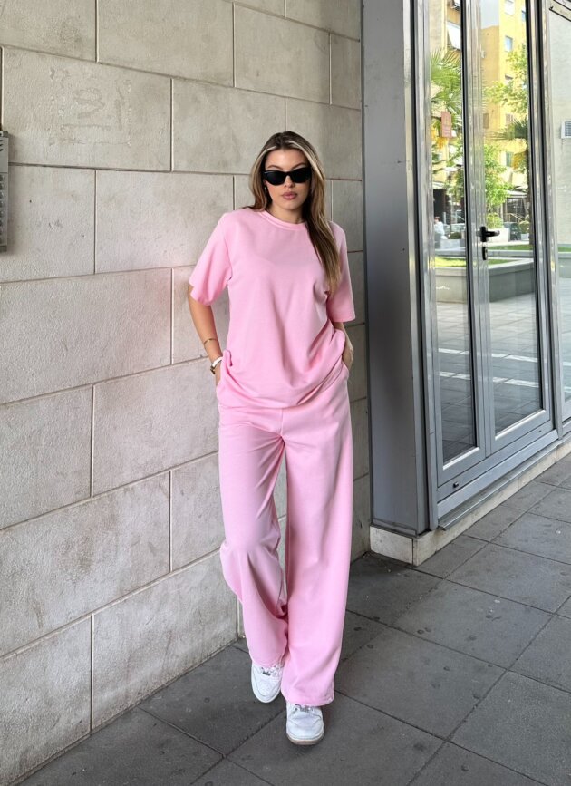 Set Sportiv Me Bluze Dhe Pantallona Me Prerje Te Lire