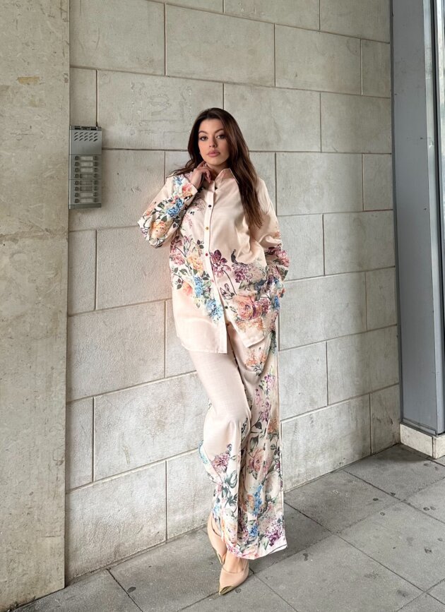 Set Me Kemishe Dhe Pantallona Me Print Lulesh